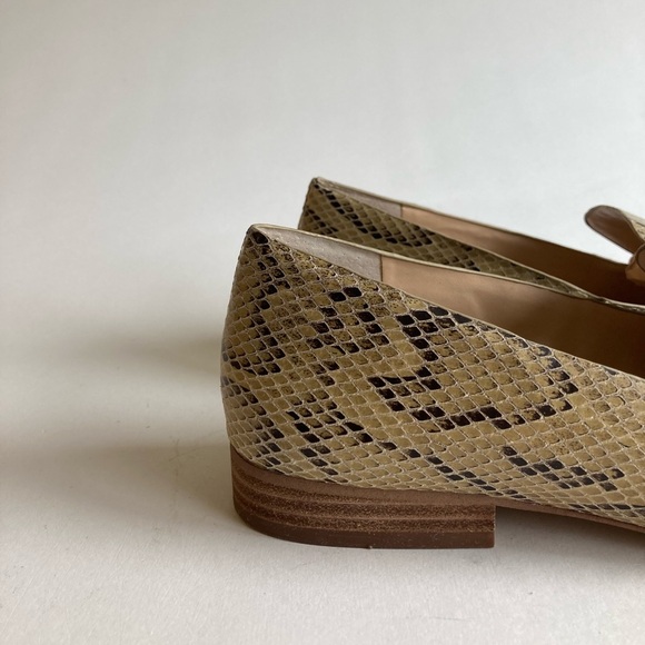 Sole Society Cream Brown Snake Print Leather Loafers size 8 - Picture 3 of 15